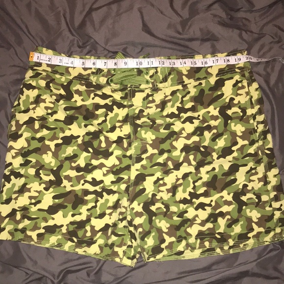 Bleu royale camouflage swim trunks - Picture 3 of 7
